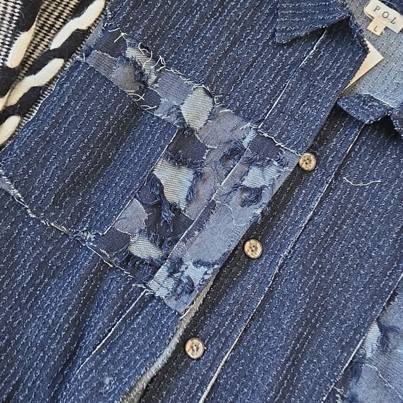 POL Shacket - Picture 2 of 5